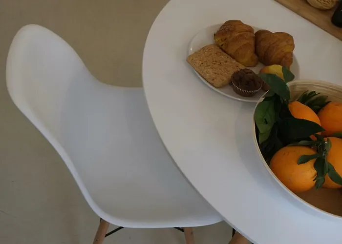 Via Ricasoli 8 אוסטוני